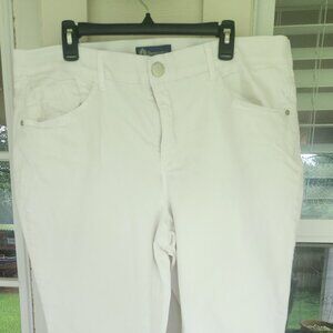 22W Democracy Ab Solution White Jeans